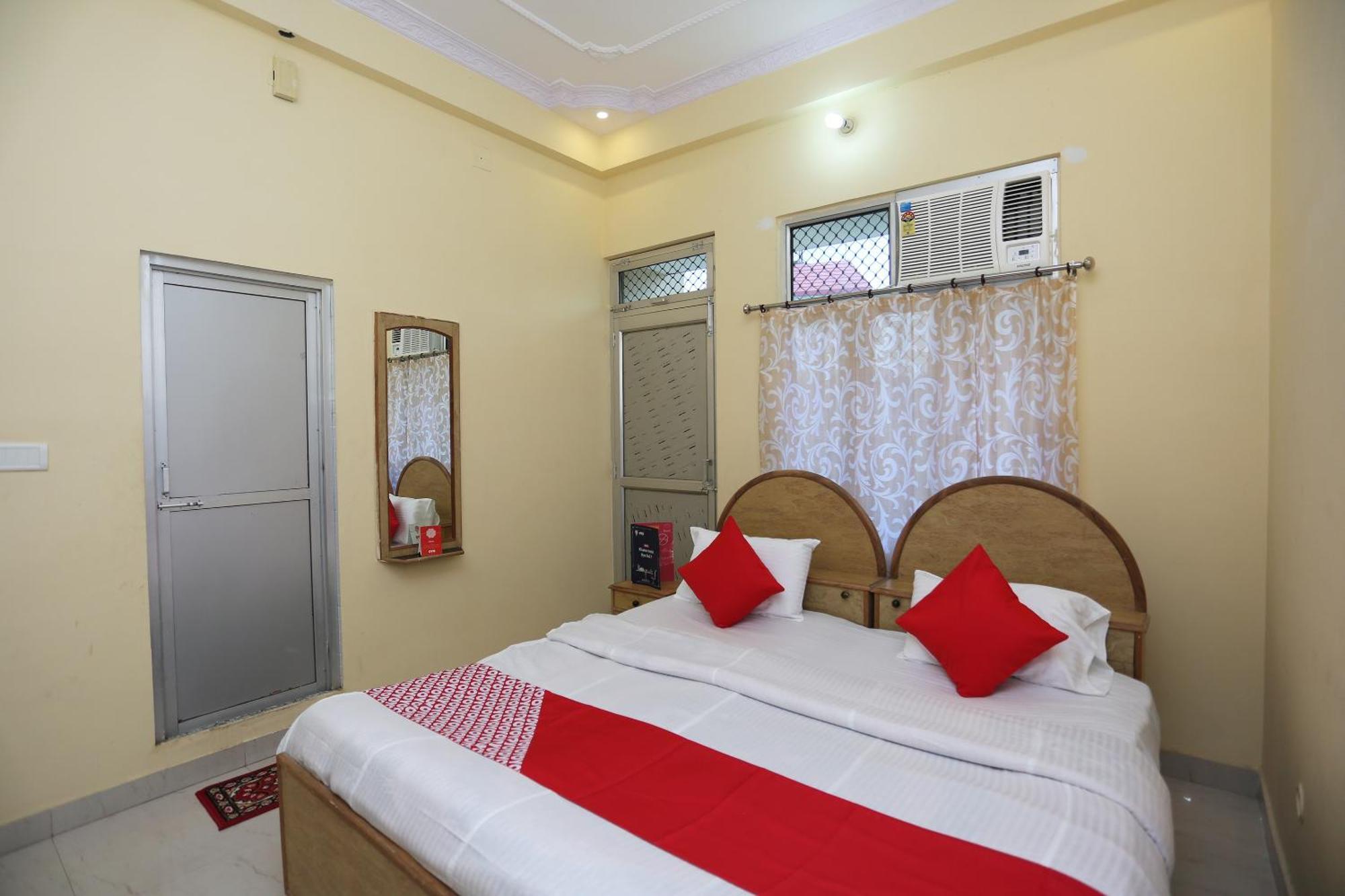Collection O Sahani Guest House Rāmnagar Exterior photo