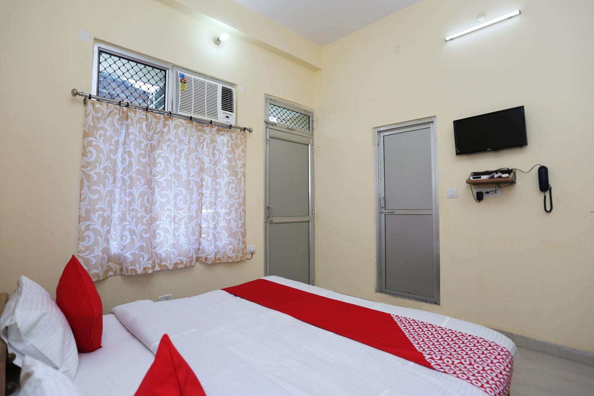 Collection O Sahani Guest House Rāmnagar Exterior photo