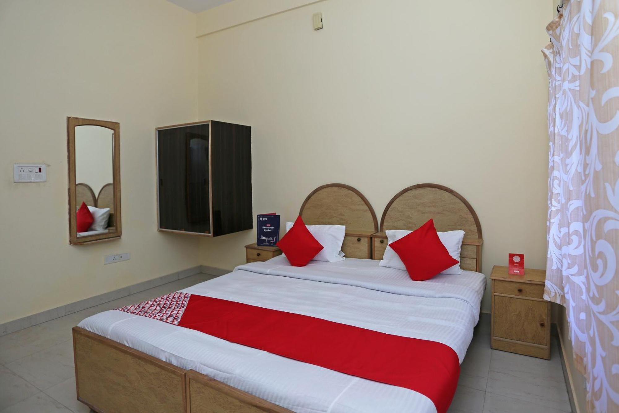 Collection O Sahani Guest House Rāmnagar Exterior photo